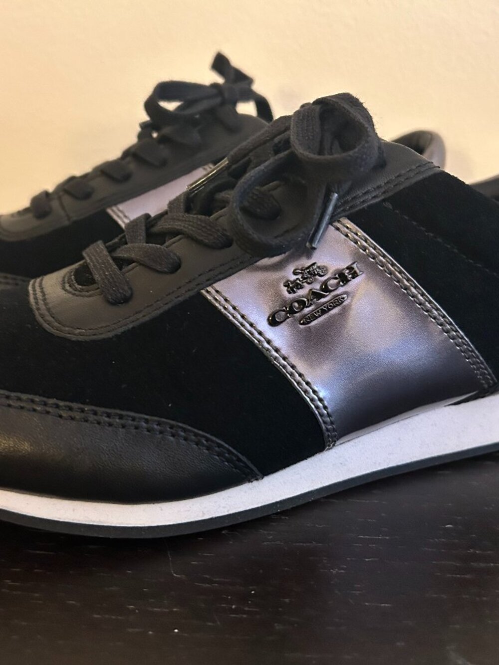 Coach Women's Raylen Suede Fashion Sneaker Black Gunmetal Size 8.5 Med NEW